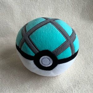 TOMY 2017 Pokemon Plush Net Ball Teal and White Stuffed 5 inch Pokeball
